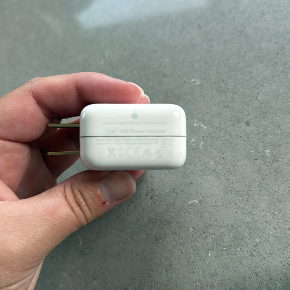 2 Apple USB Power Adapters